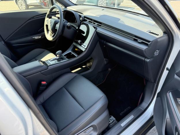 LEXUS LBX 1.5 136H 2WD Emotion  TECH