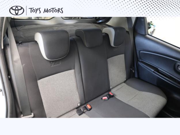 TOYOTA Yaris 110 VVT-i Design Y20 CVT   