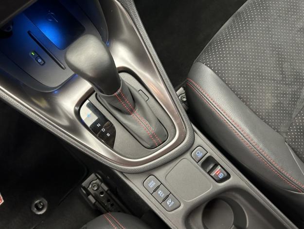 TOYOTA Yaris 116h GR SPORT  