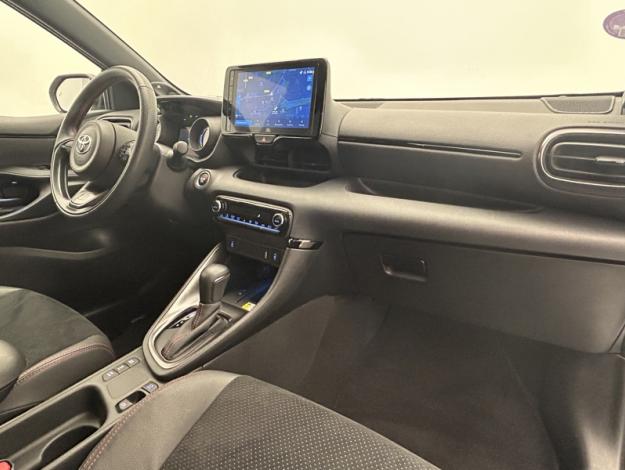 TOYOTA Yaris 116h GR SPORT  