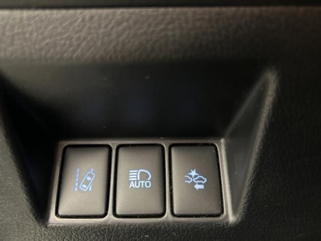 TOYOTA Yaris 110 VVT-i CVT Dynamic  