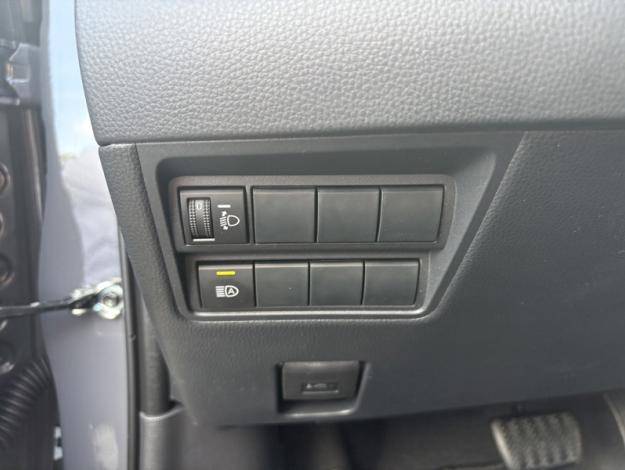 TOYOTA Yaris Design Pack Confort 116ch  