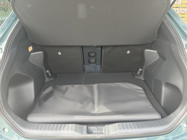 TOYOTA Yaris Cross 1.5 130H DESIGN PACK CARGO  