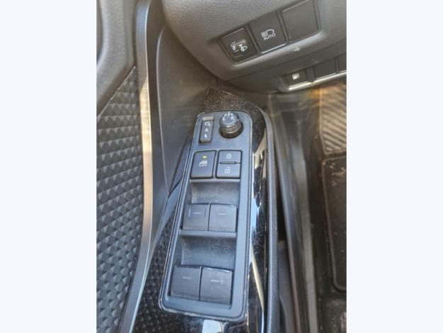 TOYOTA C-HR 1.8 Hybride 122 Design   