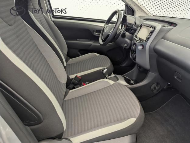 TOYOTA Aygo 1.0 VVT-i x-play X-SHIFT  