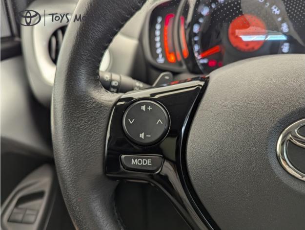 TOYOTA Aygo 1.0 VVT-i x-play X-SHIFT  
