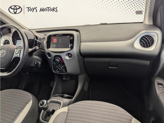 TOYOTA Aygo 1.0 VVT-i x-play X-SHIFT  