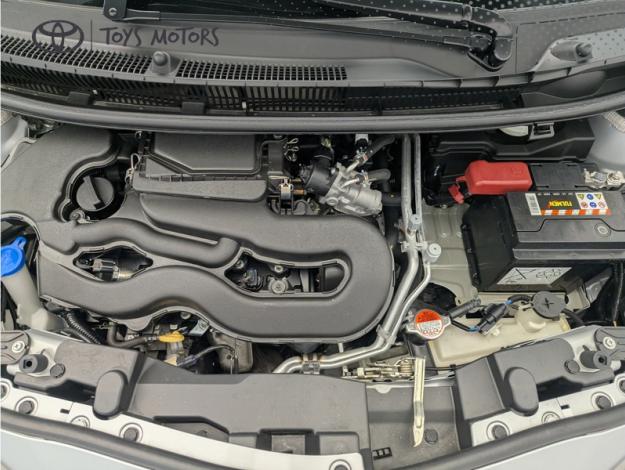 TOYOTA Aygo 1.0 VVT-i x-play X-SHIFT  