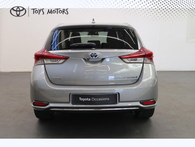 TOYOTA Auris Hybride 136h Design  