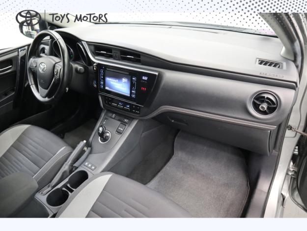 TOYOTA Auris Hybride 136h Design  