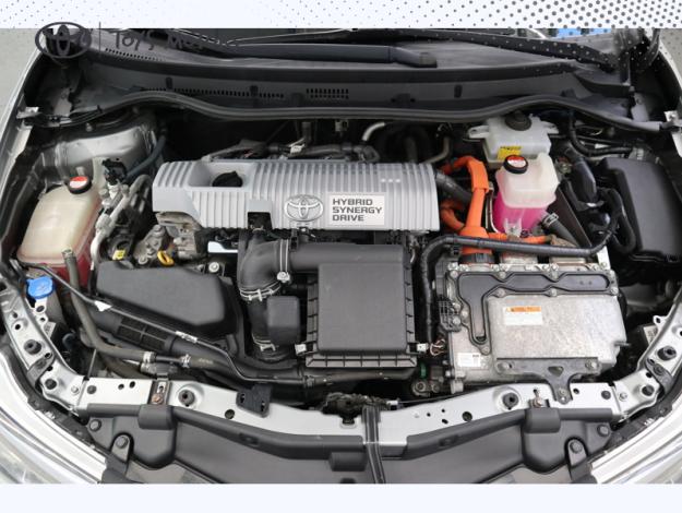 TOYOTA Auris Hybride 136h Design  