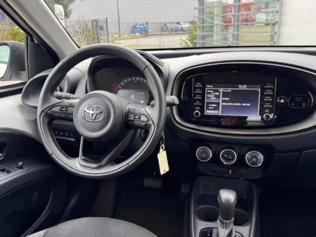 TOYOTA Aygo X Dynamic   