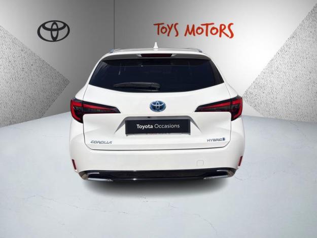 TOYOTA Corolla Touring Sports Hybrid Design   
