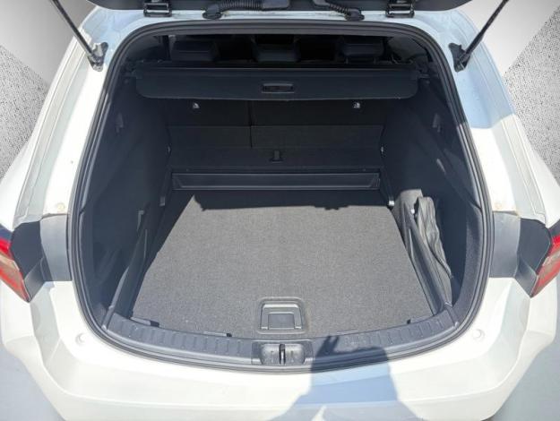 TOYOTA Corolla Touring Sports Hybrid Design   