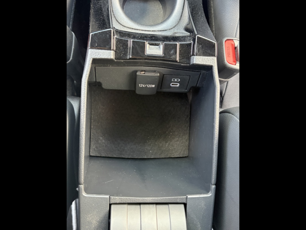 TOYOTA Corolla Touring Sports Hybrid Design   