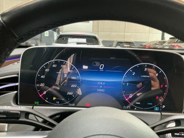 MERCEDES-BENZ E 220 d Berline AMG Line  