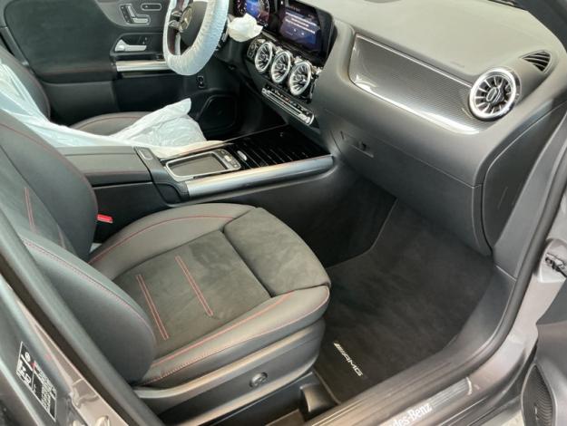 MERCEDES-BENZ GLA 180 AMG Pack Night Toit Pano  