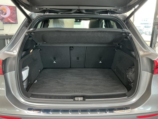 MERCEDES-BENZ GLA 180 AMG Pack Night Toit Pano  