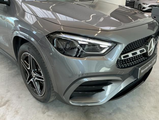 MERCEDES-BENZ GLA 180 AMG Pack Night Toit Pano  