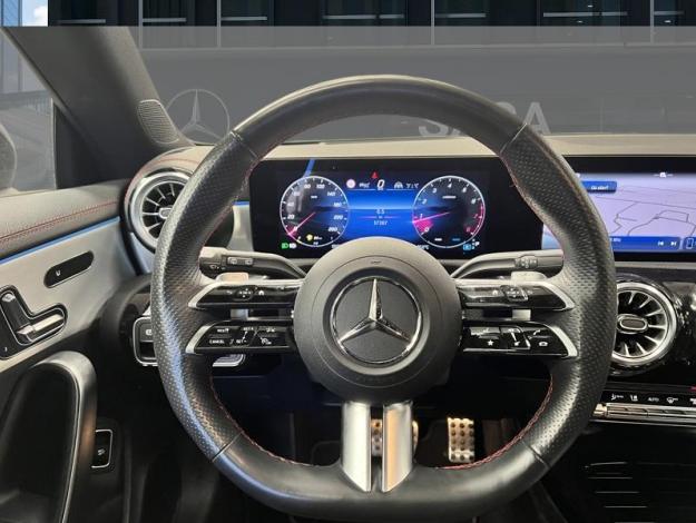 MERCEDES-BENZ CLA 180 Shooting Brake AMG Line Premium Plus 