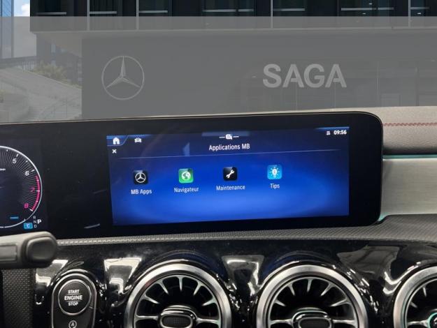 MERCEDES-BENZ CLA 180 Shooting Brake AMG Line Premium Plus 