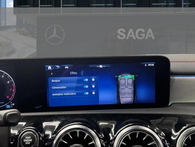 MERCEDES-BENZ CLA 180 Shooting Brake AMG Line Premium Plus 