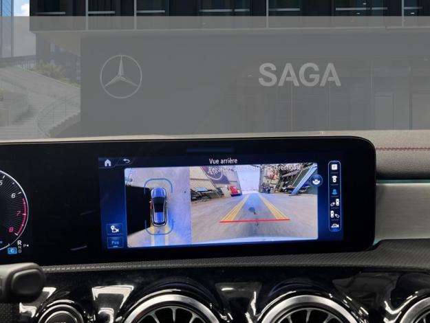 MERCEDES-BENZ CLA 180 Shooting Brake AMG Line Premium Plus 
