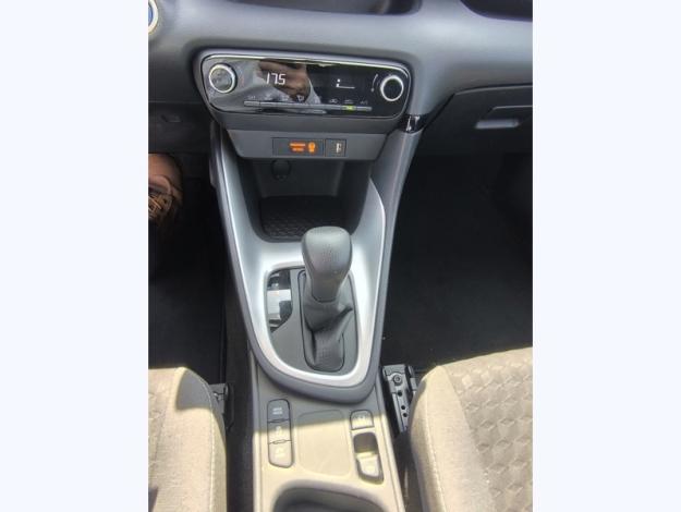 TOYOTA Yaris Hybride 116h Dynamic Business   