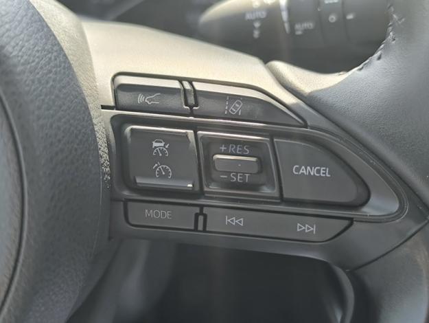 TOYOTA Yaris Hybride 116h Dynamic Business   
