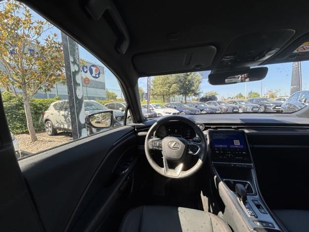 LEXUS LBX 1.5 136H 2WD Emotion  