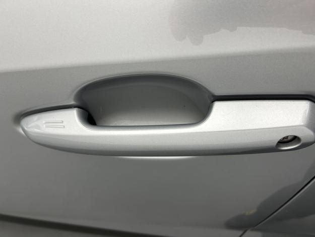 TOYOTA RAV4 2WD Dynamic Business   
