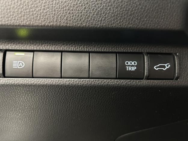 TOYOTA RAV4 2WD Dynamic Business   