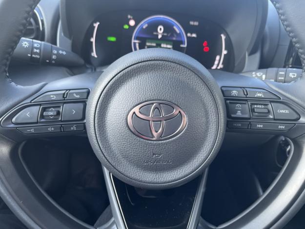 TOYOTA Yaris Hybride 116h Design  1.5 116 ch 
