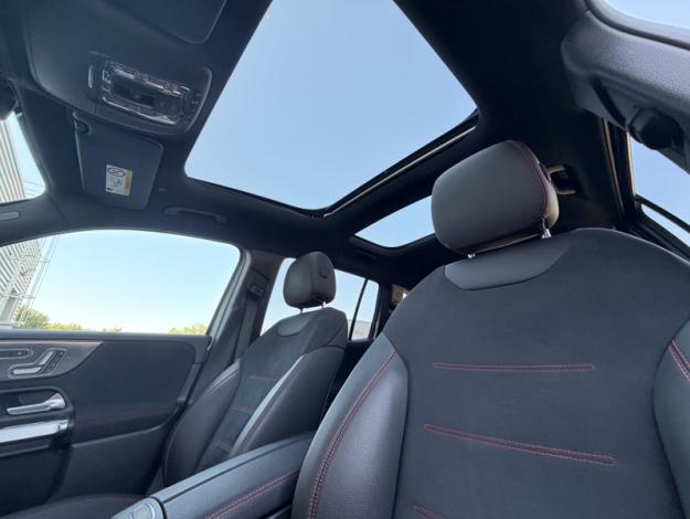 MERCEDES-BENZ GLB 220 d 4MATIC AMG Line  