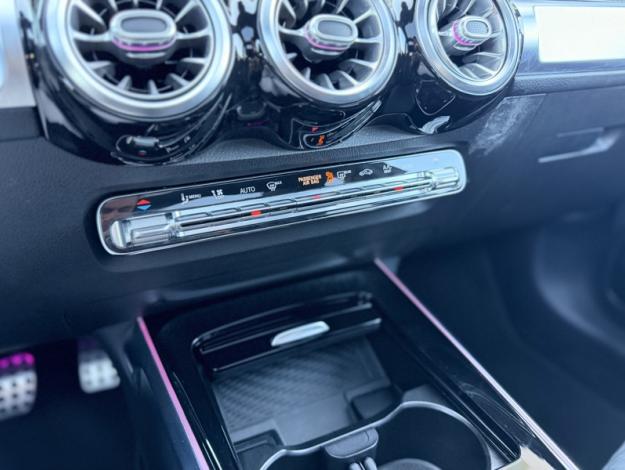 MERCEDES-BENZ GLB 220 d 4MATIC AMG Line  