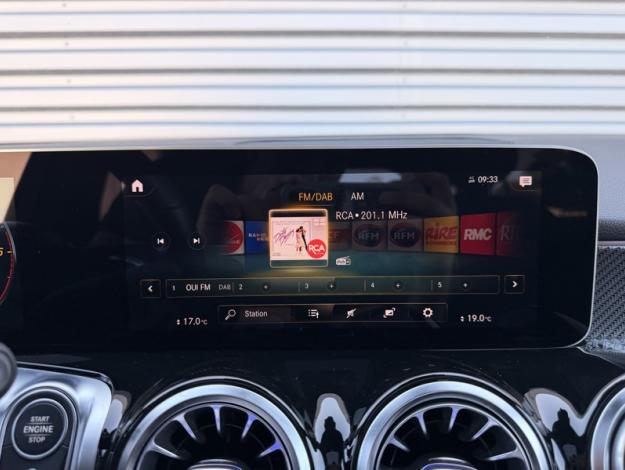MERCEDES-BENZ GLB 220 d 4MATIC AMG Line  