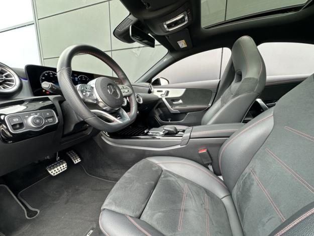 MERCEDES-BENZ CLA Coupé CLA 220 d Coupé AMG Line  
