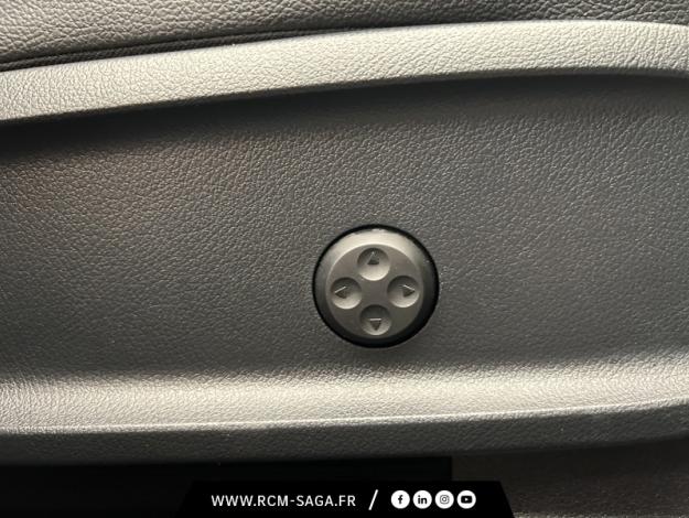 MERCEDES-BENZ EQA 250+ AMG Line  
