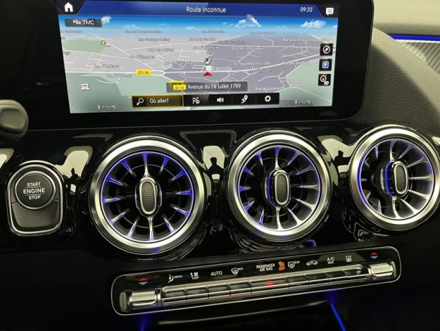 MERCEDES-BENZ GLA 250 e AMG Line  