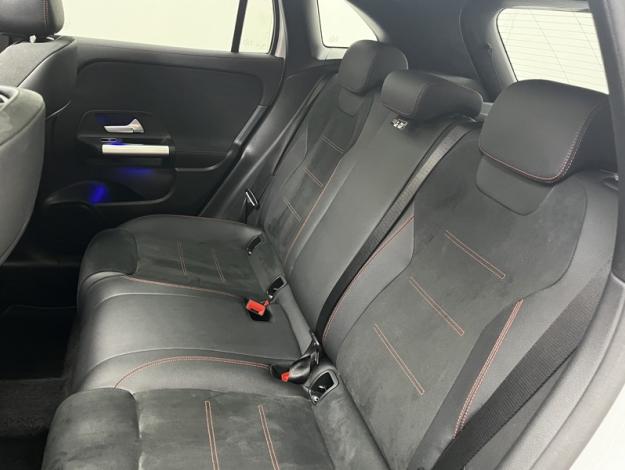 MERCEDES-BENZ GLA 250 e AMG Line  