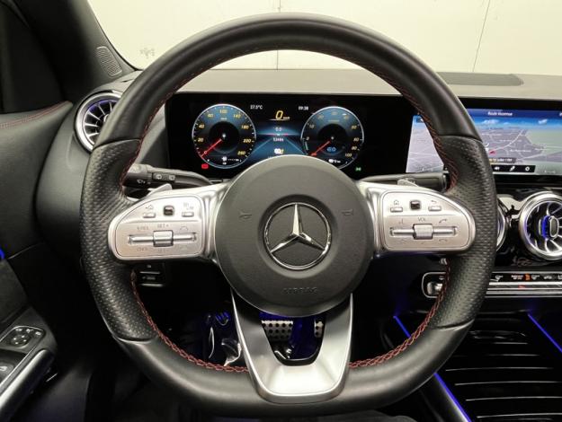 MERCEDES-BENZ GLA 250 e AMG Line  