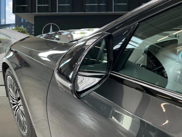 MERCEDES-BENZ E 300 e hybride EQ AMG Line  