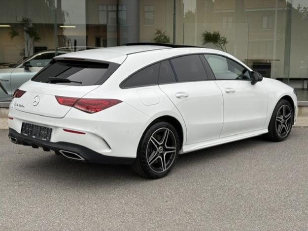 MERCEDES-BENZ CLA 250 e SB AMG Pack Night Toit Pano  
