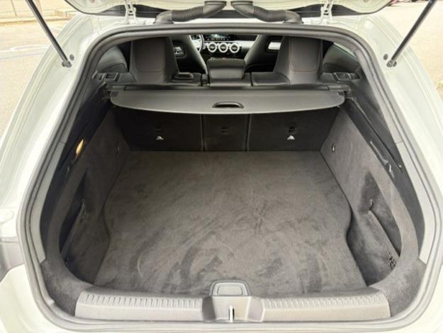 MERCEDES-BENZ CLA 250 e SB AMG Pack Night Toit Pano  