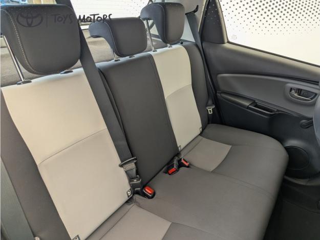 TOYOTA Yaris 1.5 Hybride 100h France business MY19   