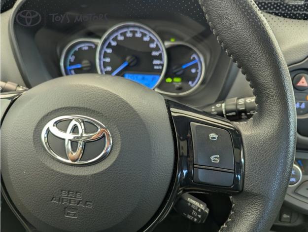 TOYOTA Yaris 1.5 Hybride 100h France business MY19   