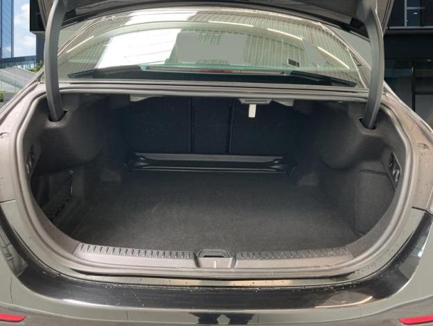 MERCEDES-BENZ E-Klasse E 220 d Limousine