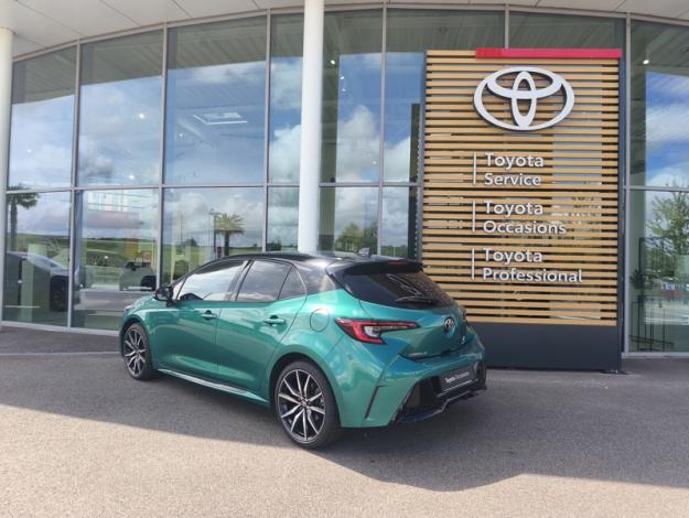 TOYOTA Corolla Hybride 2.0L 178 GR Sport  COROLLA 2.0L HYBRIDE GR SPORT MY25