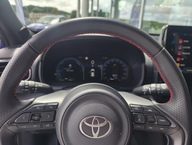 TOYOTA Yaris Cross Hybrid 2WD GR Sport  1.5 131 ch 