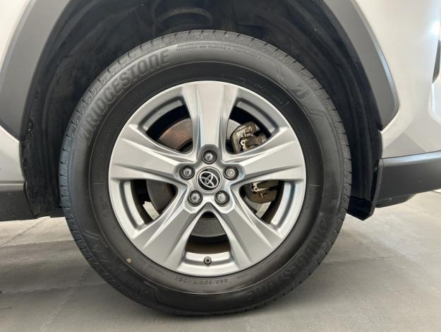 TOYOTA RAV4 2WD Dynamic business  
